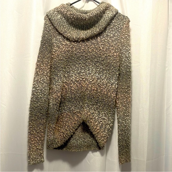 Sparkle sweater bundle. - Picture 9 of 11